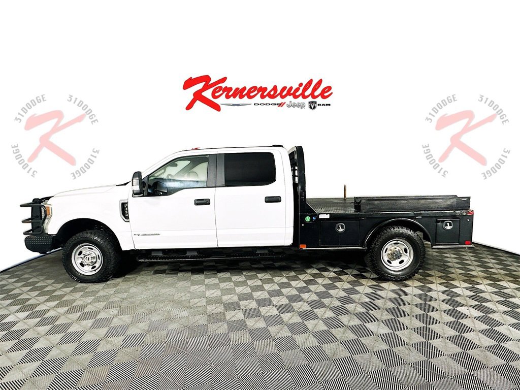 Used 2022 Ford F350 XL w/ Power Equipment Group image 4