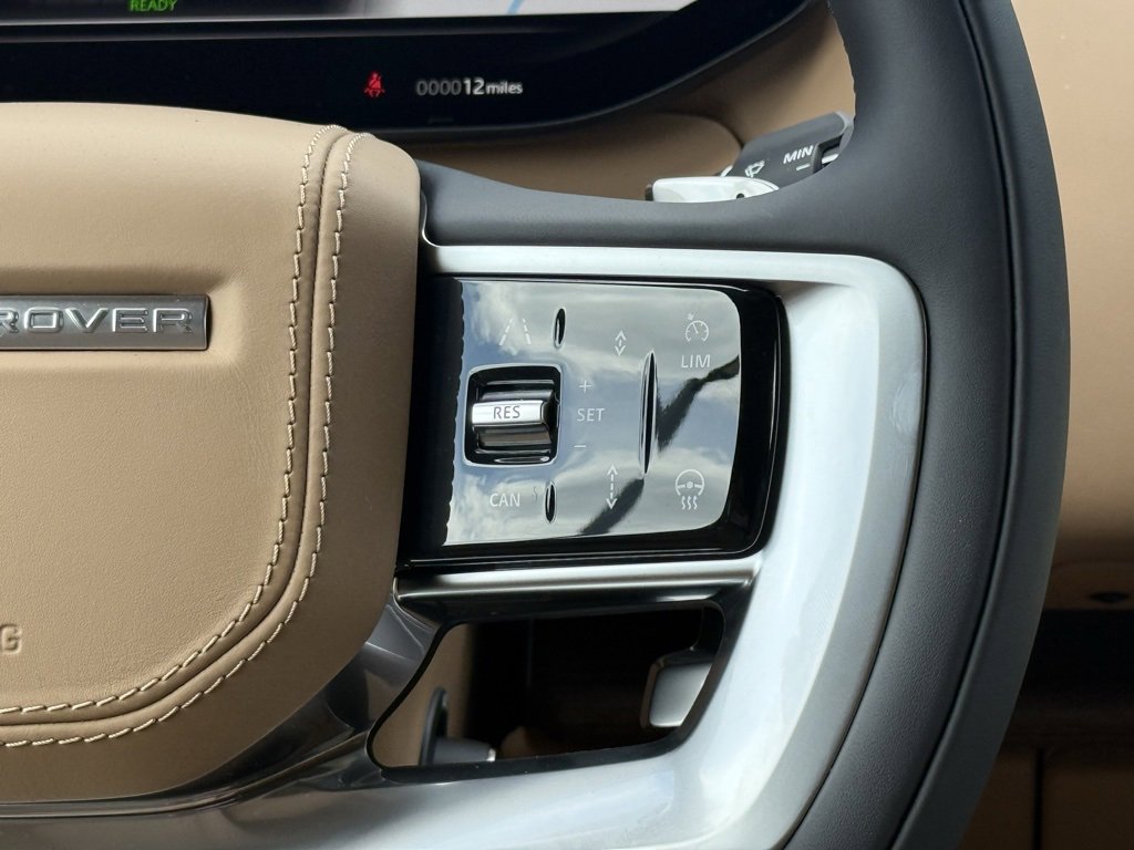 New 2025 Land Rover Range Rover SE image 20