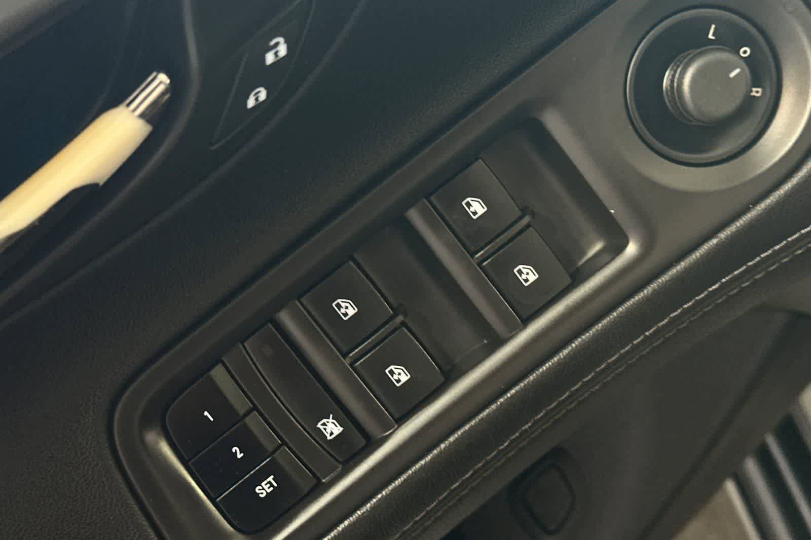 Used 2015 Buick LaCrosse Leather FWD image 14