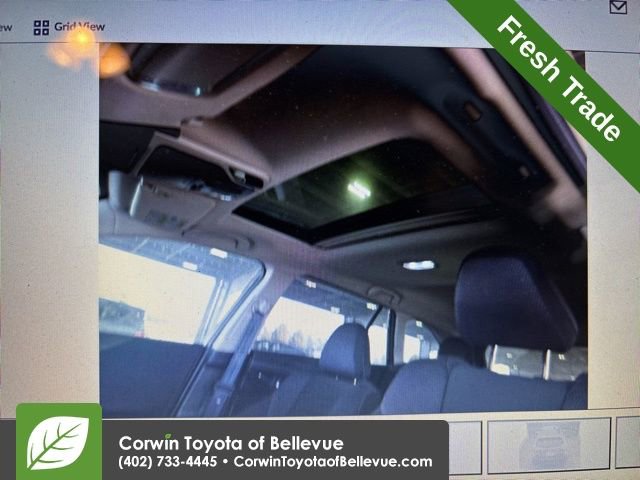 Used 2025 Subaru Outback Premium image 16