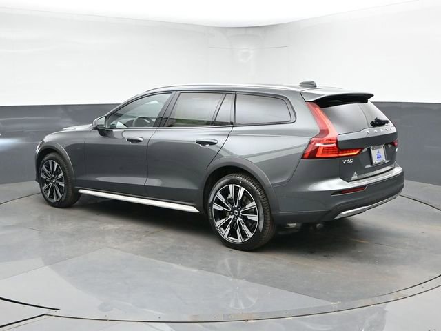 New 2026 Volvo V60 B5 Cross Country Ultra w/ Protection Package Premier AWD/4WD image 7