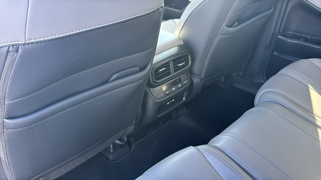 Certified 2025 Honda Pilot EX-L image 32