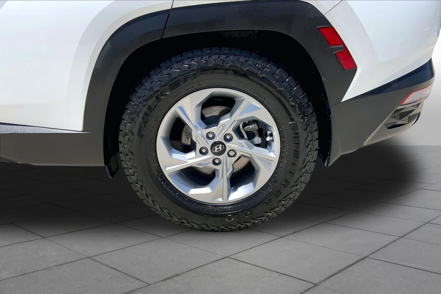 Used 2022 Hyundai Tucson SE FWD image 11