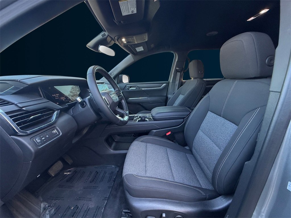 Used 2025 GMC Acadia Elevation image 10