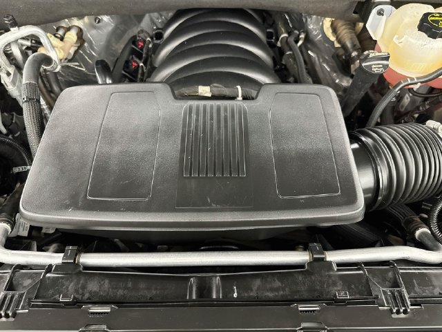 Used 2025 Chevrolet Tahoe Premier AWD/4WD image 39