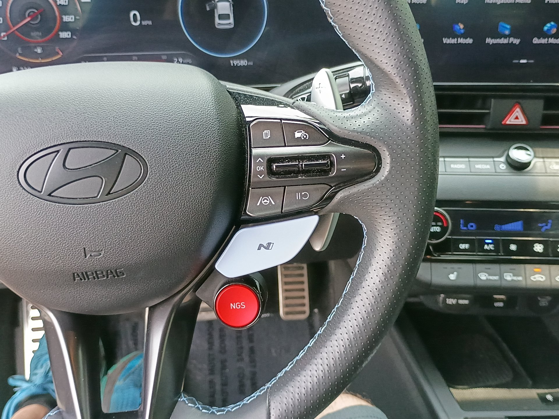 Used 2025 Hyundai Elantra N FWD image 22