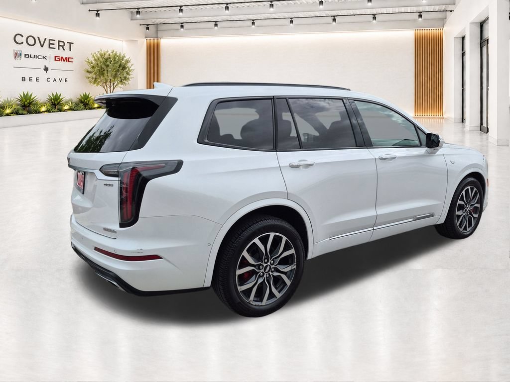 Used 2023 Cadillac XT6 Sport w/ Technology Package AWD/4WD image 13