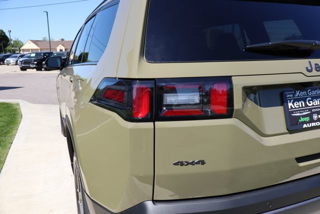 New 2026 Jeep Cherokee Limited AWD/4WD image 35