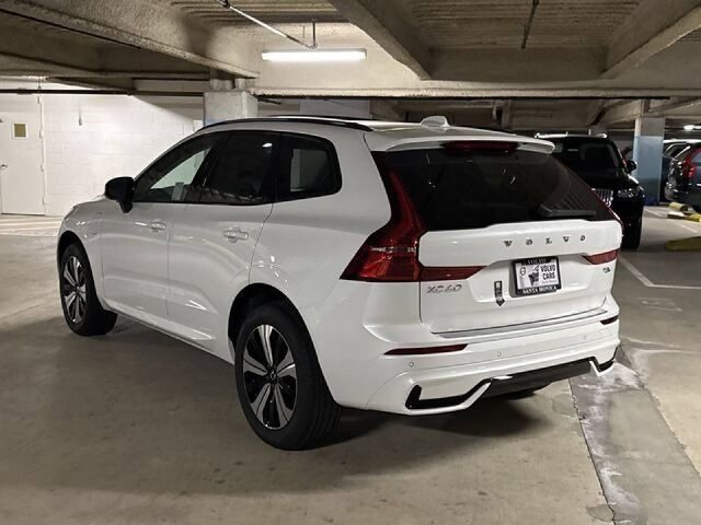 New 2025 Volvo XC60 T8 Core w/ Protection Package Premier AWD/4WD image 4