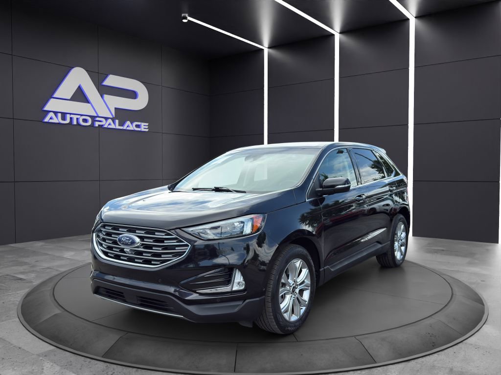 Used 2024 Ford Edge Titanium image 1