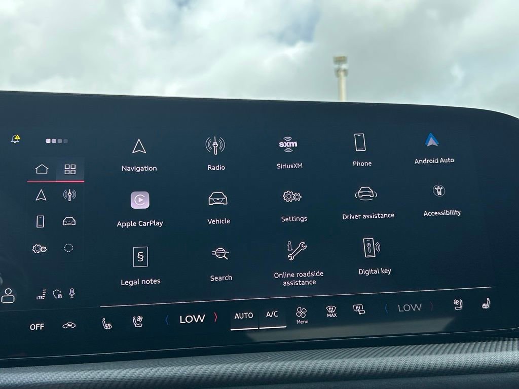 New 2025 Audi SQ5 Premium Plus image 89