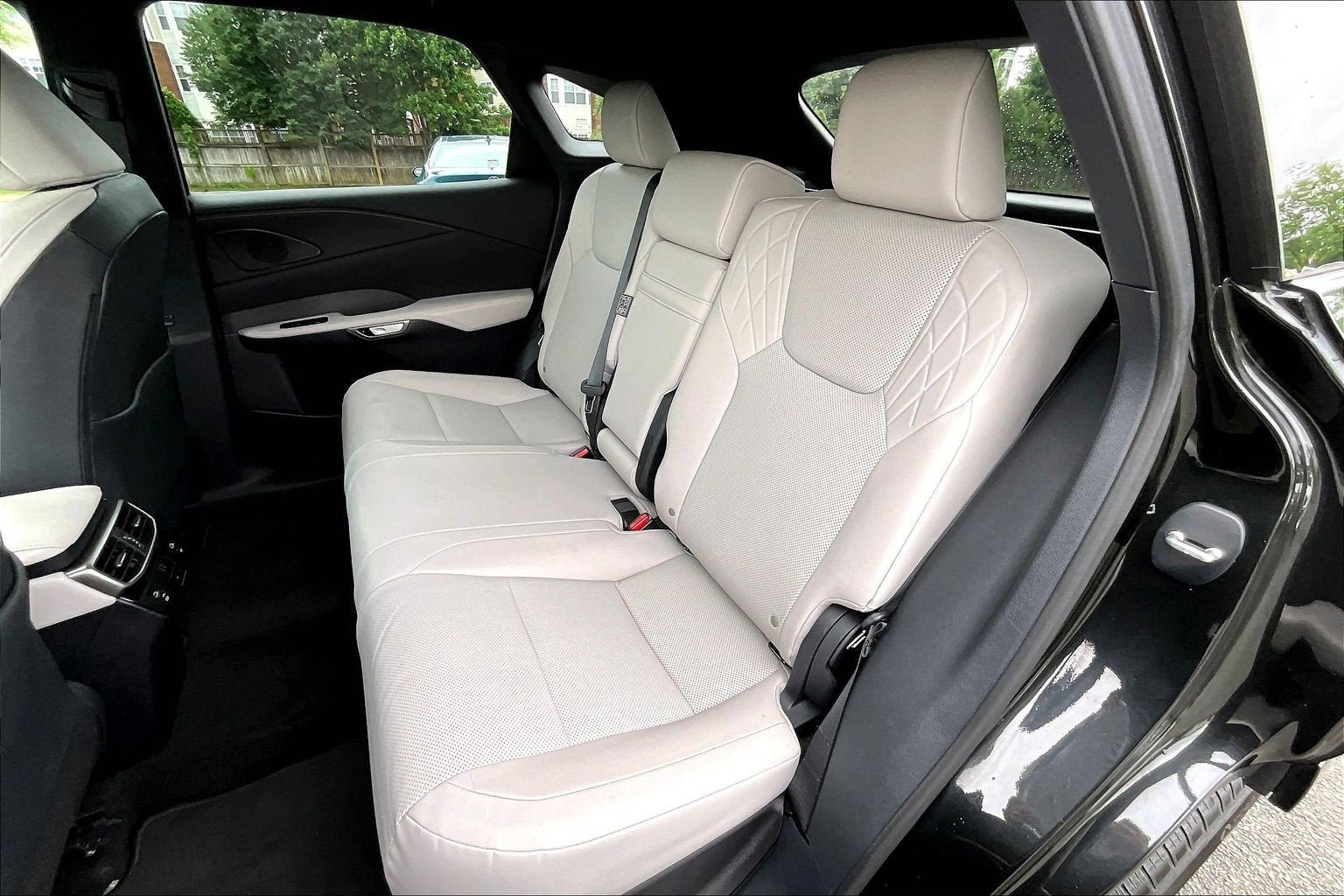 Used 2023 Lexus RX 350 Premium w/ Accessory Package AWD/4WD image 24