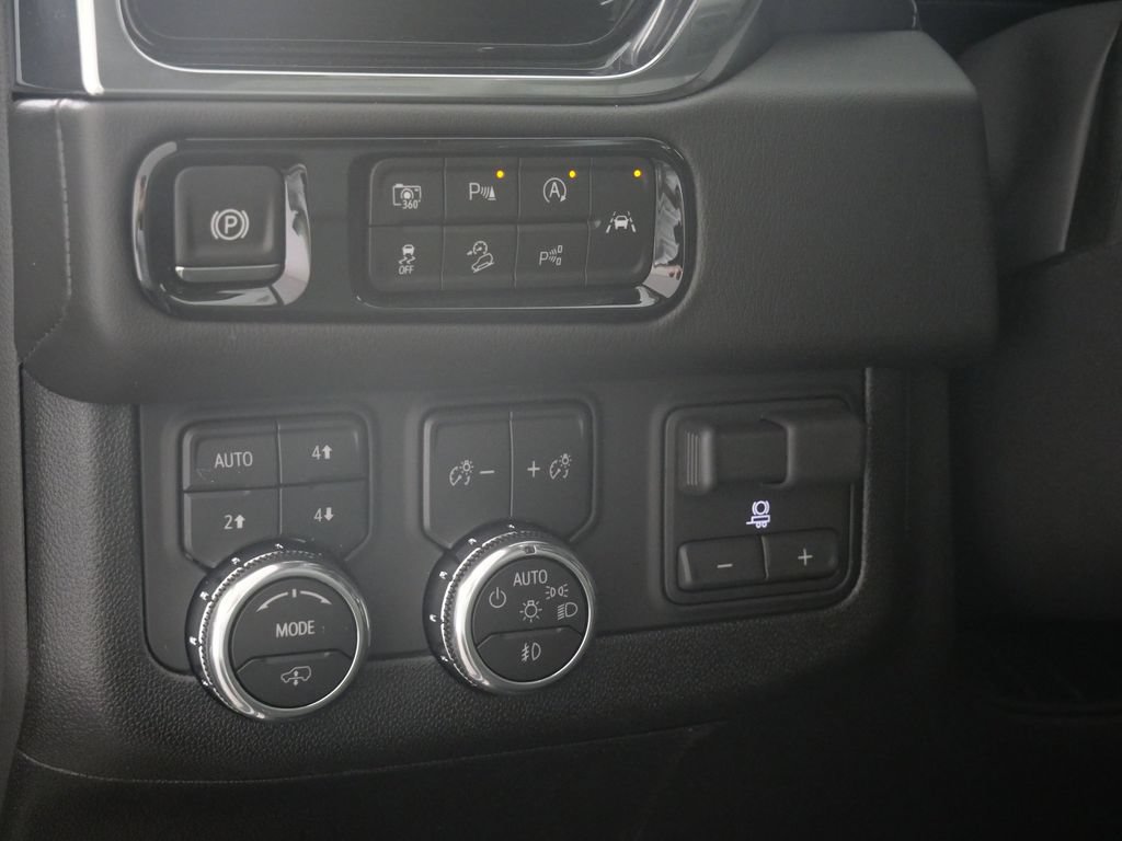 New 2026 GMC Yukon XL Denali w/ Denali Reserve Package AWD/4WD image 20