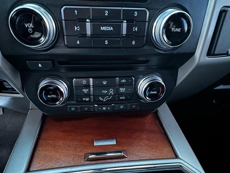 Used 2017 Ford F350 King Ranch w/ Tow Technology Bundle image 28