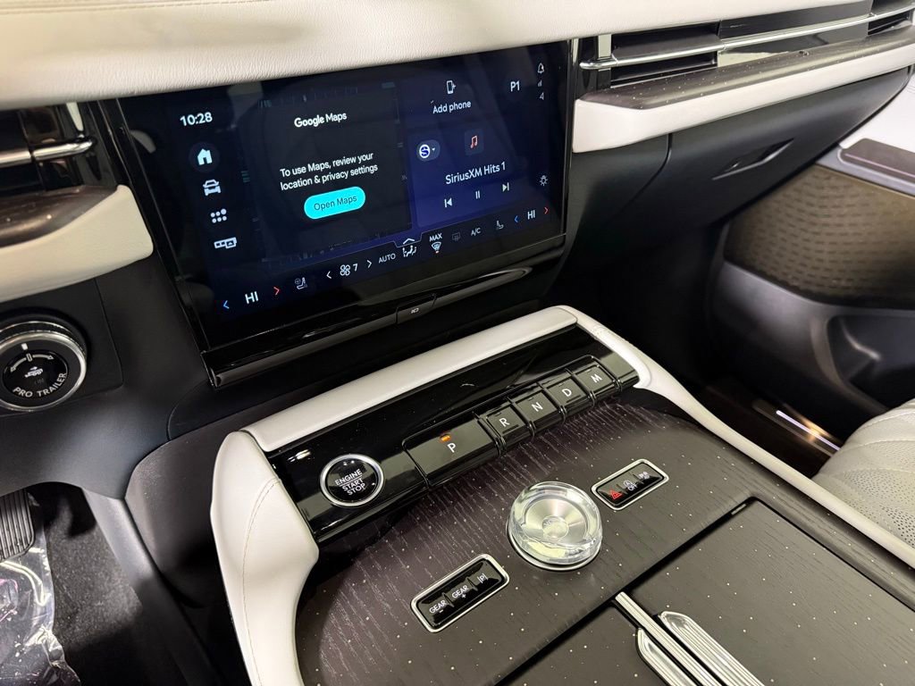 New 2025 Lincoln Navigator L Black Label AWD/4WD image 24
