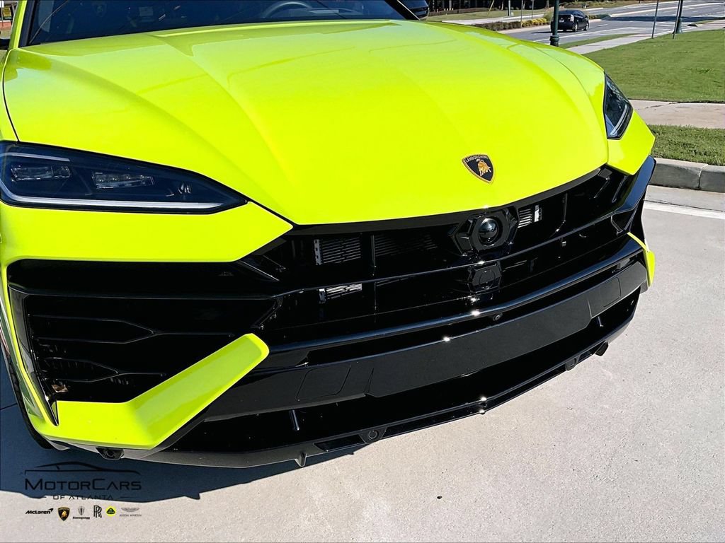 Used 2025 Lamborghini Urus Performante AWD/4WD image 29