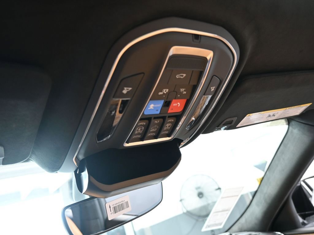 Used 2025 Jeep Grand Cherokee L Summit AWD/4WD image 25