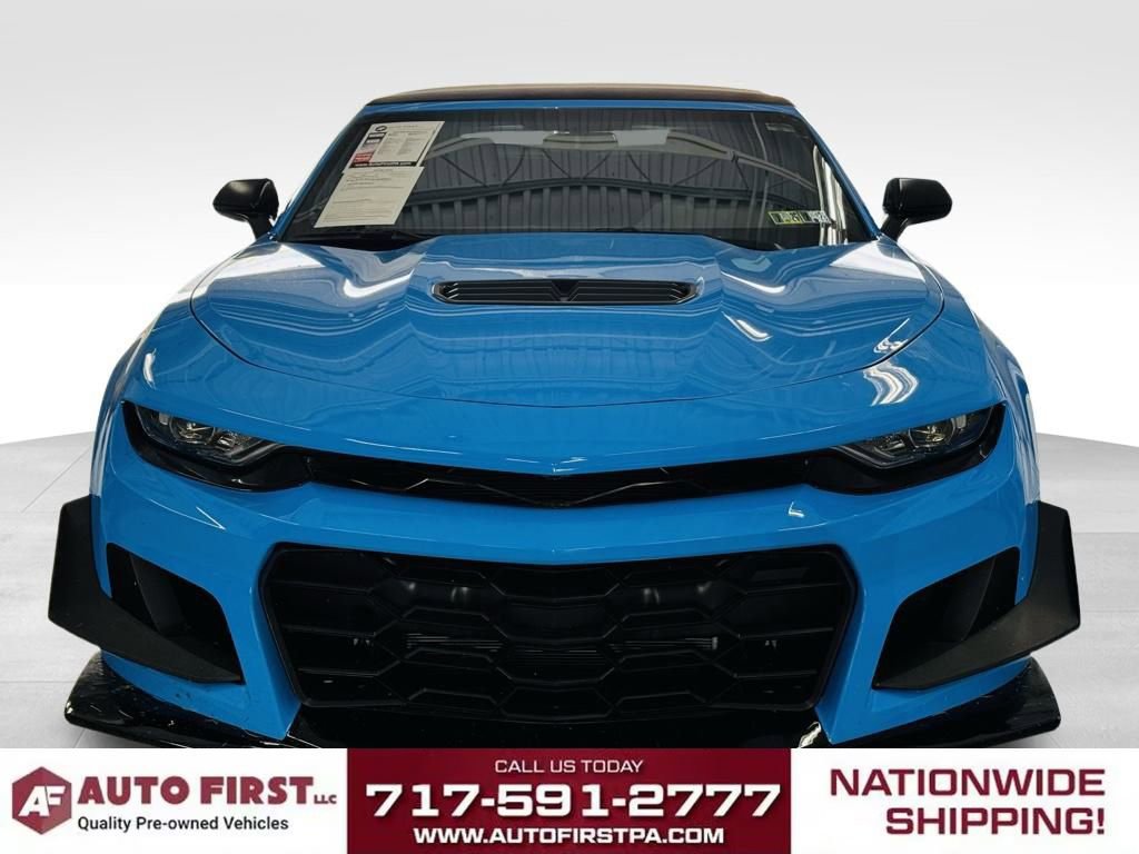 Used 2023 Chevrolet Camaro LT w/ RS Package image 8