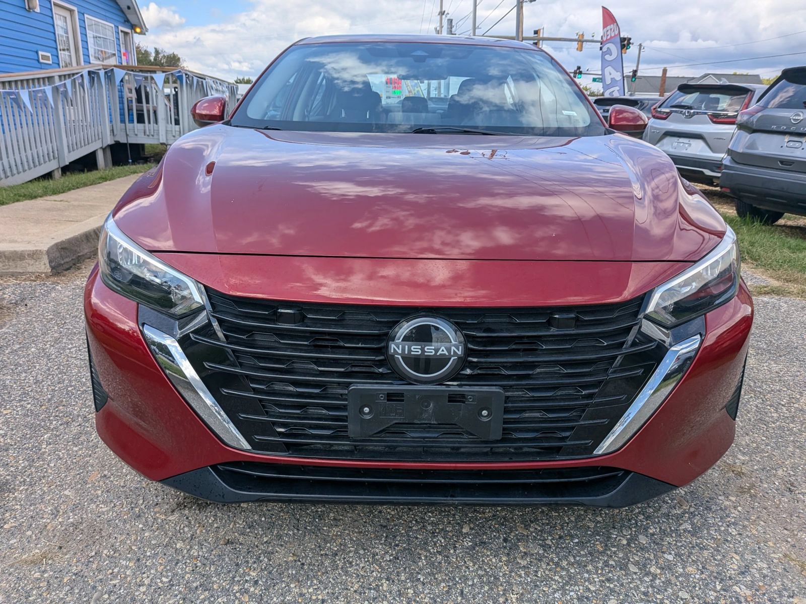 Used 2024 Nissan Sentra SV FWD image 9