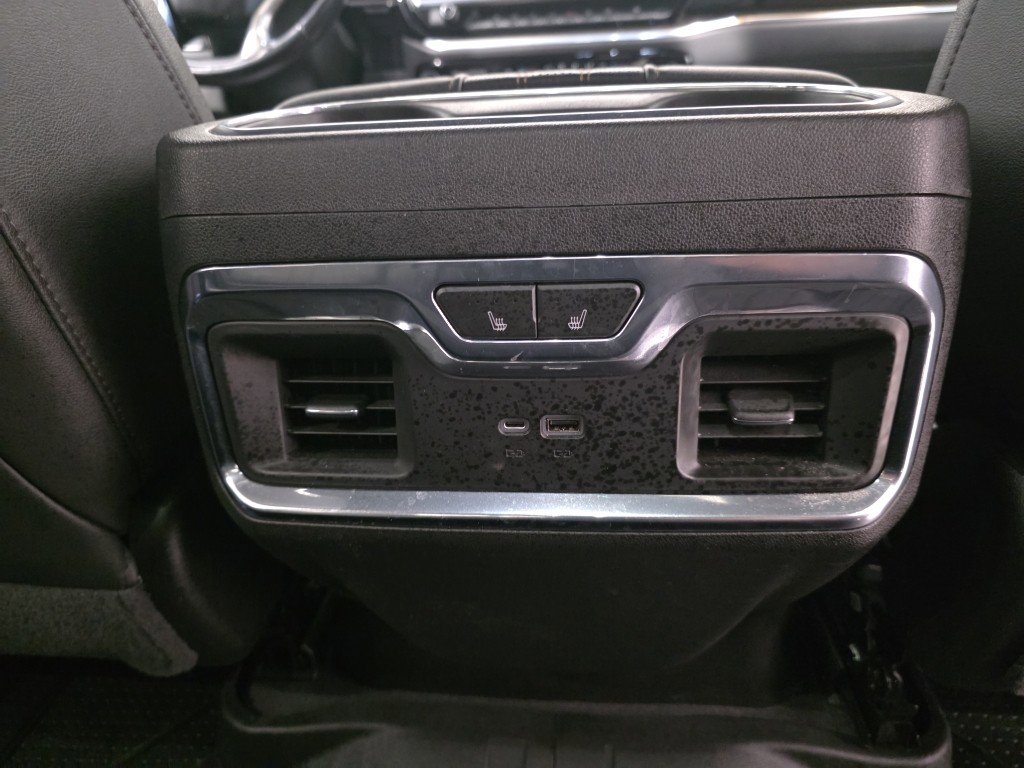 Used 2022 Chevrolet Silverado 1500 High Country w/ Z71 Off-Road Package image 9