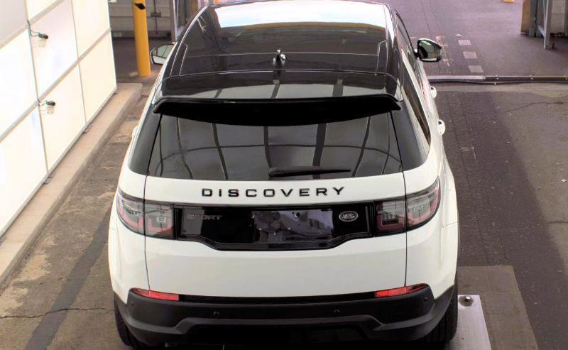 Used 2021 Land Rover Discovery Sport SE image 4