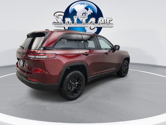 New 2025 Jeep Grand Cherokee Altitude image 9