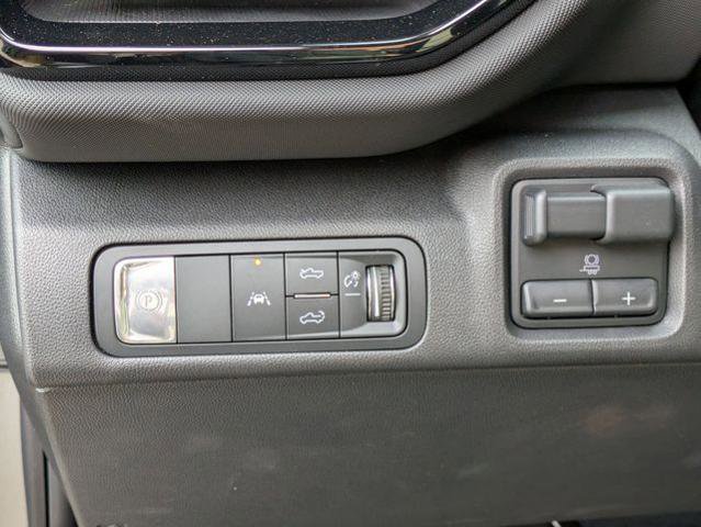 New 2026 Chevrolet Silverado EV Trail Boss w/ Premium Package image 15