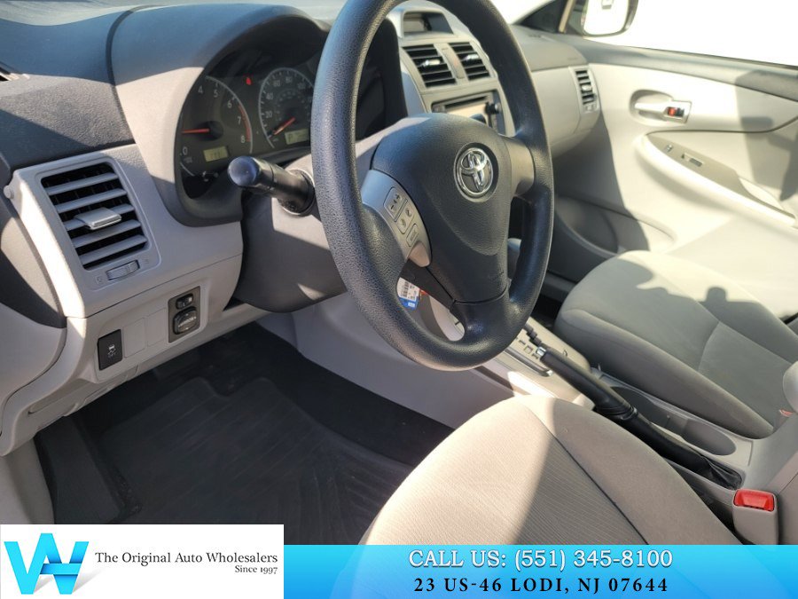 Used 2013 Toyota Corolla LE FWD image 10