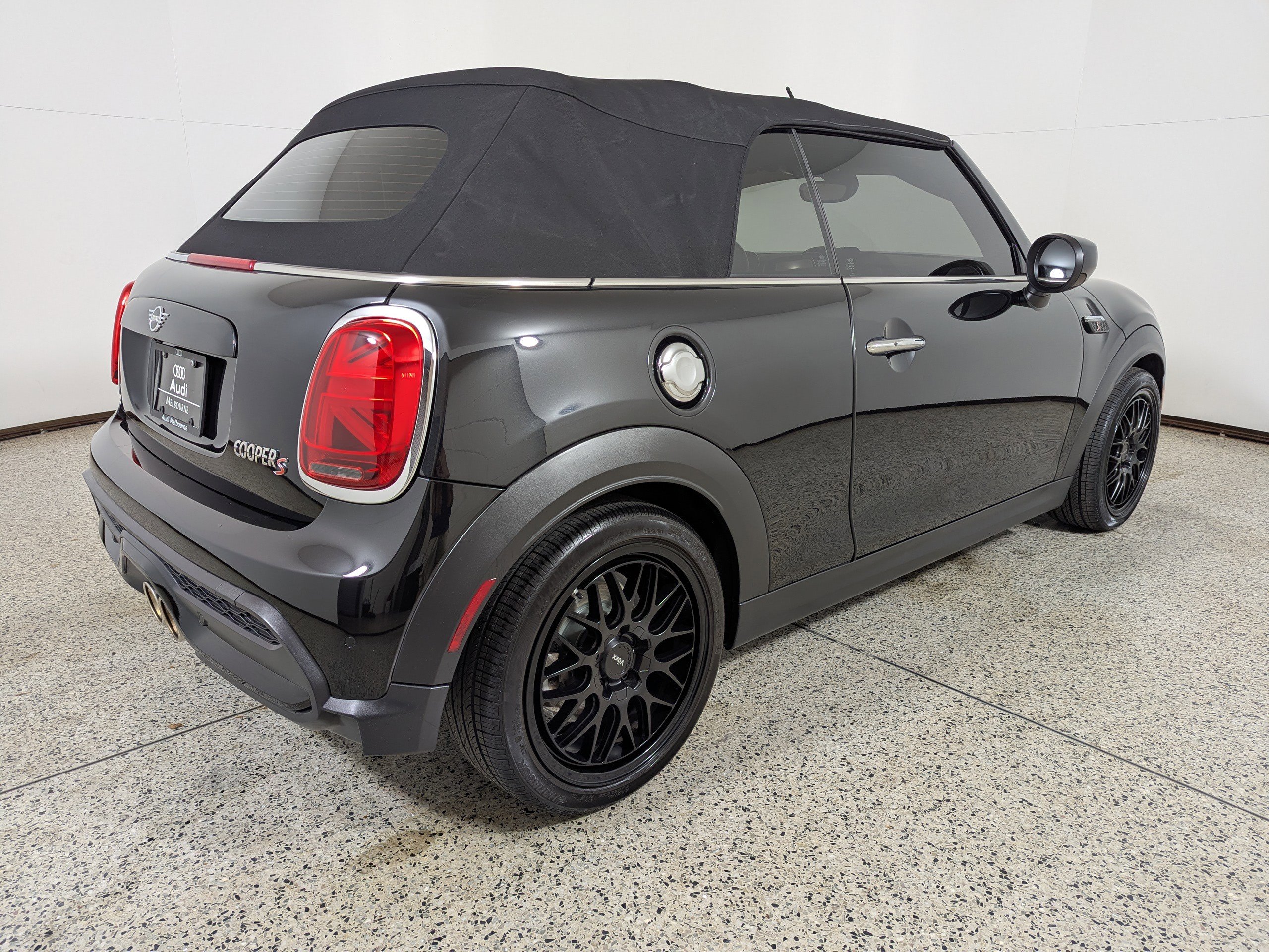 Used 2024 MINI Cooper S image 7