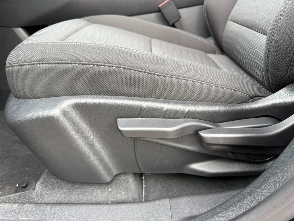 New 2027 Chevrolet Equinox LT FWD image 10