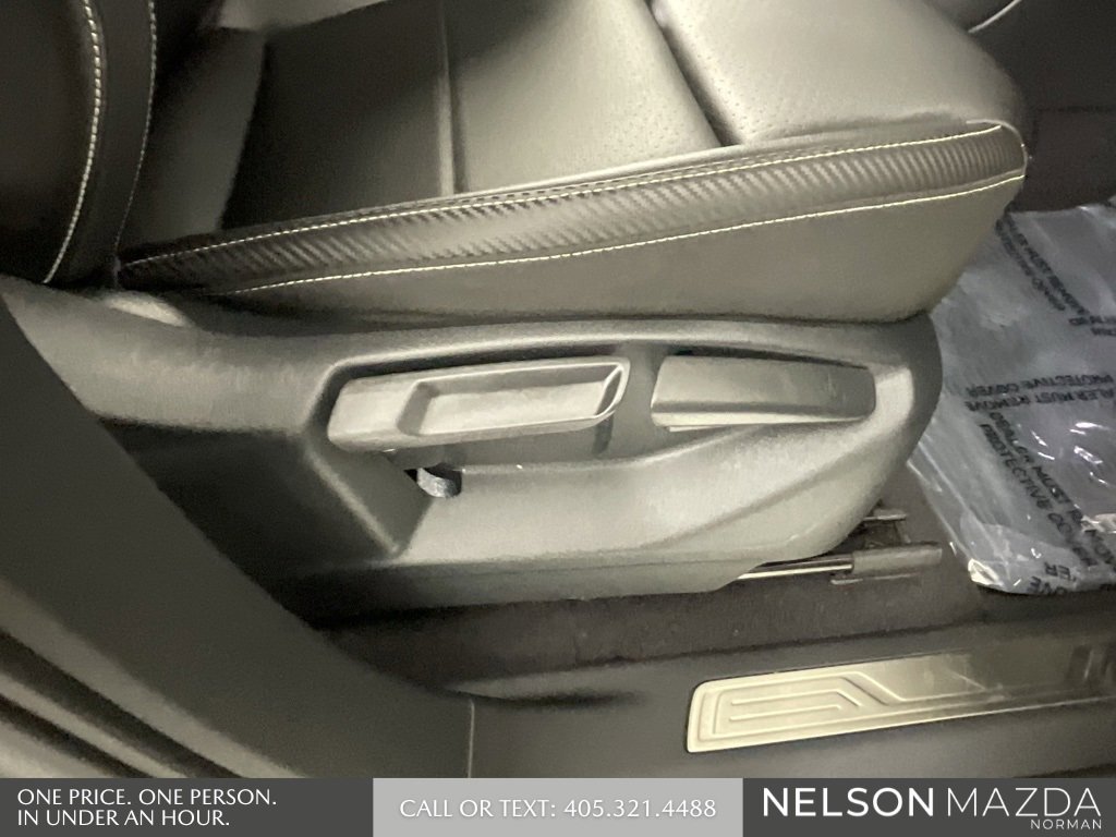 Used 2021 Volkswagen Atlas Cross Sport SE image 29