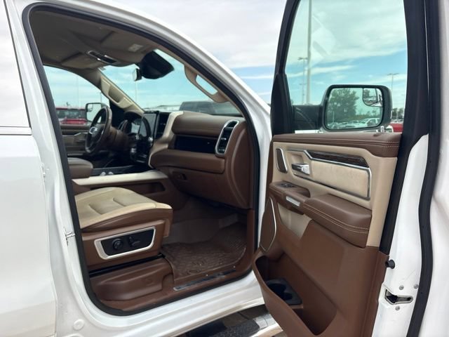 Used 2019 RAM 1500 Laramie AWD/4WD image 21