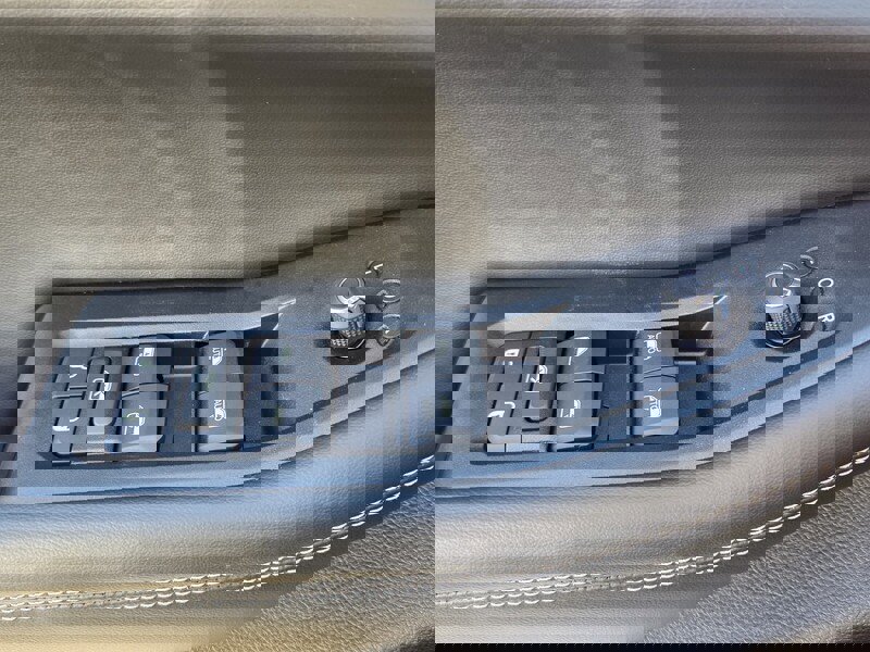 New 2026 Jeep Grand Cherokee L 4WD image 19