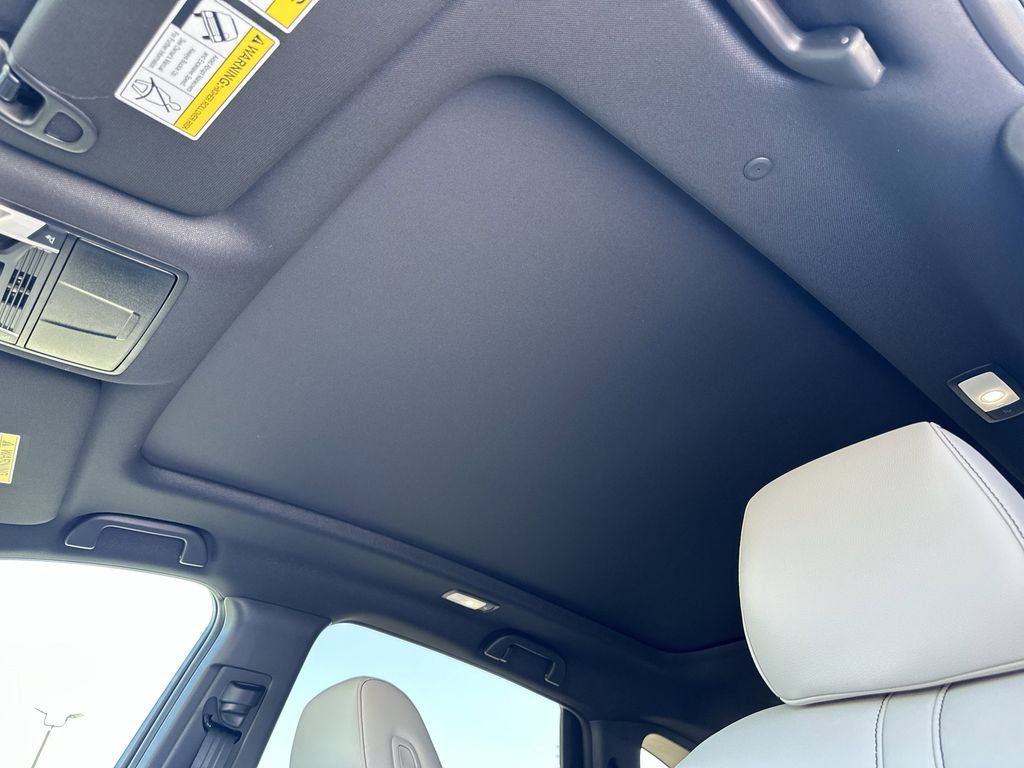 New 2025 Acura RDX SH-AWD image 25