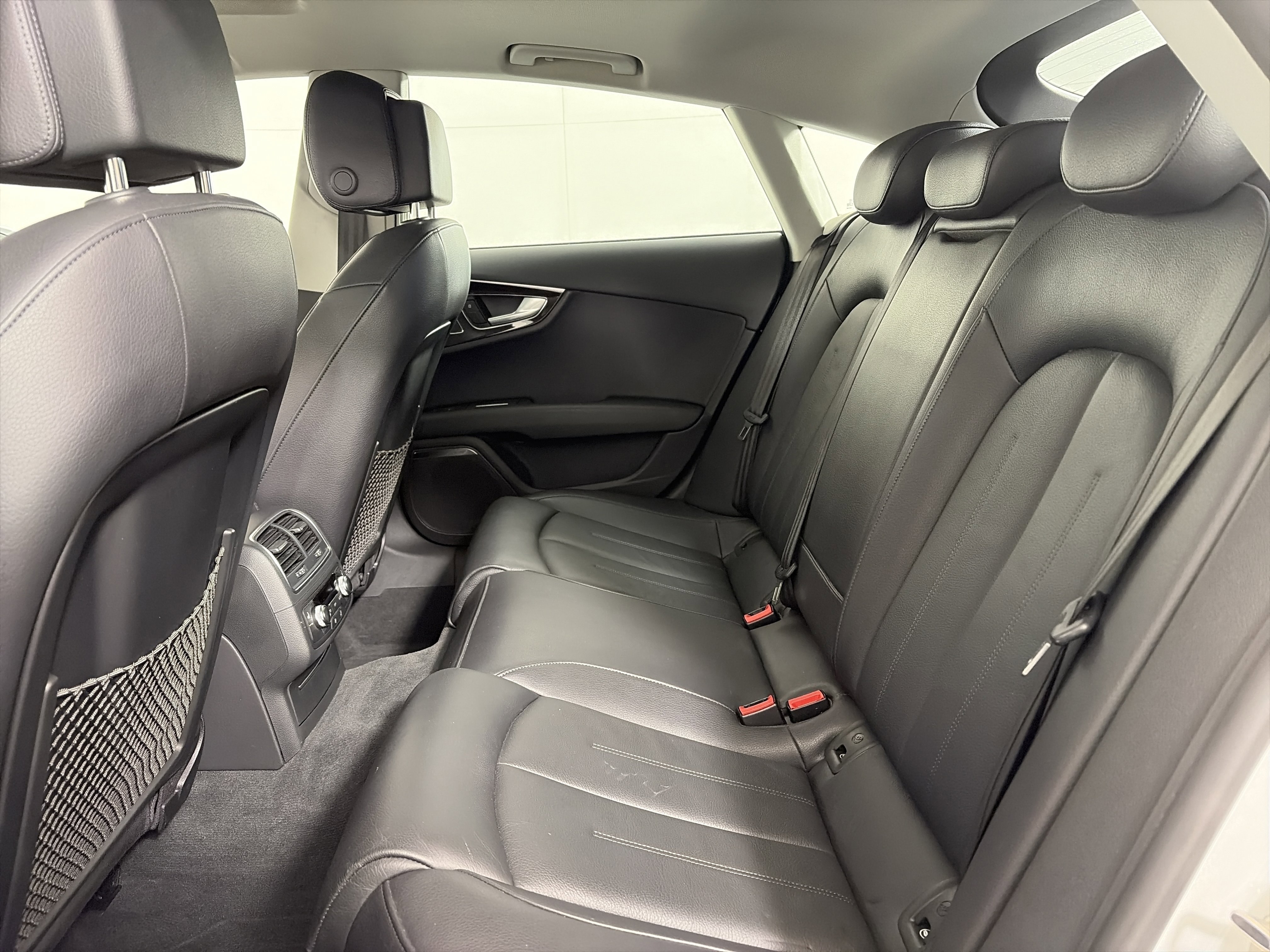 Used 2017 Audi A7 3.0T Premium Plus w/ Cold Weather Package image 8