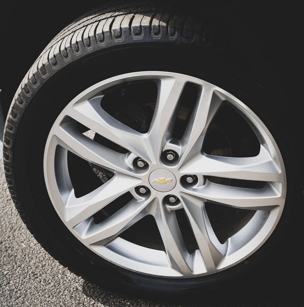 Used 2018 Chevrolet Equinox Premier image 26