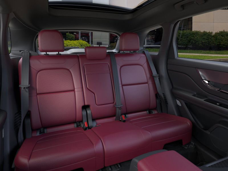 New 2023 Lincoln Corsair Reserve w/ Equipment Group 202A image 11