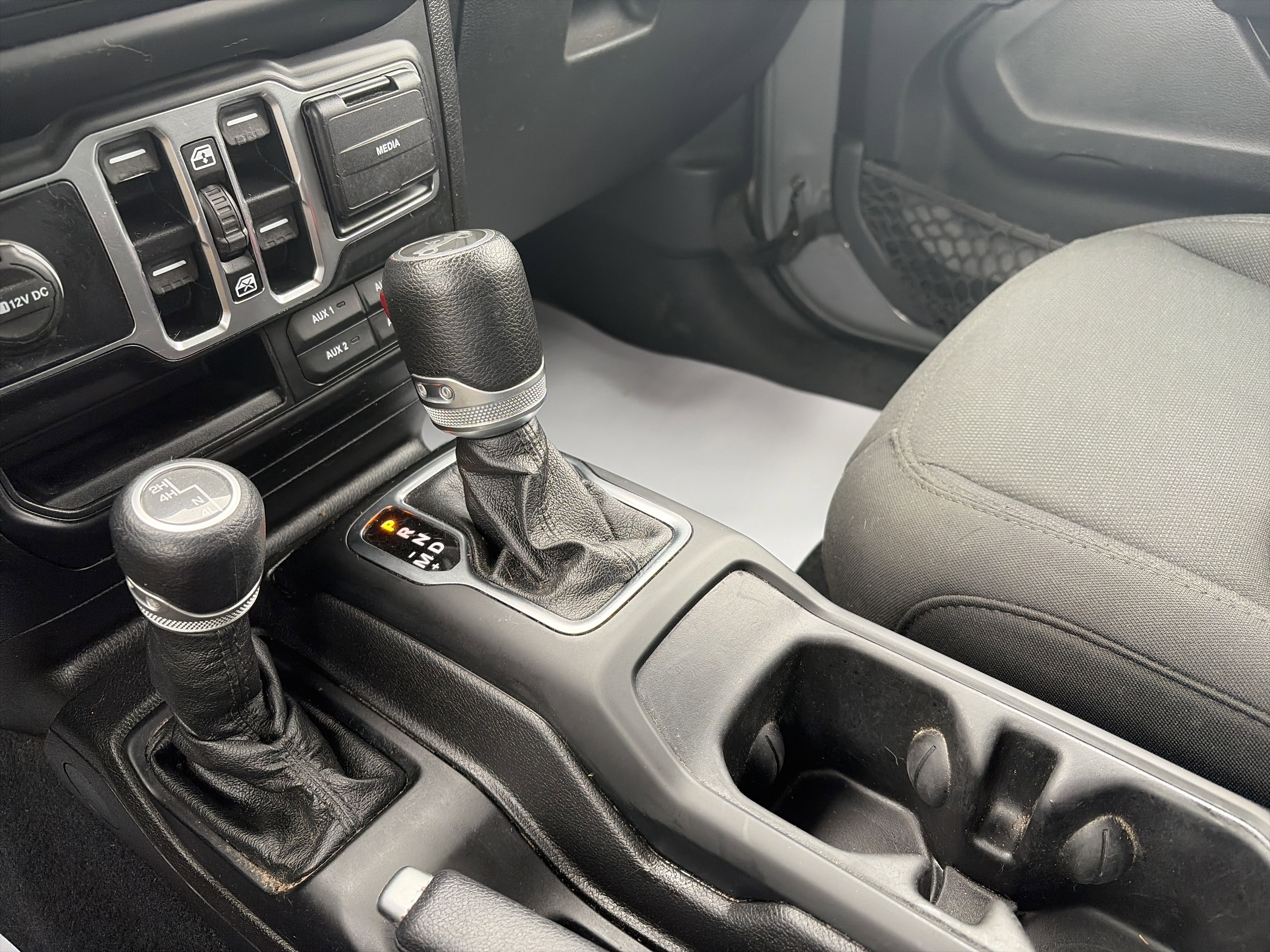 Used 2020 Jeep Wrangler Unlimited Sport S image 23