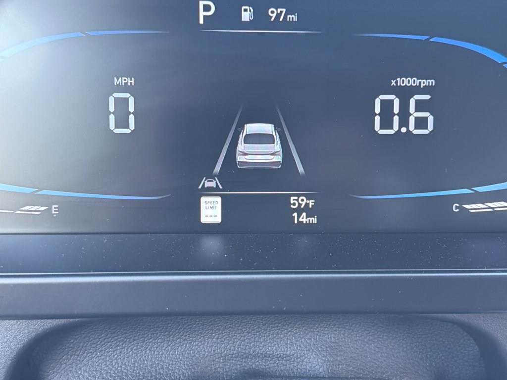 New 2026 Hyundai Elantra SEL Sport FWD image 25