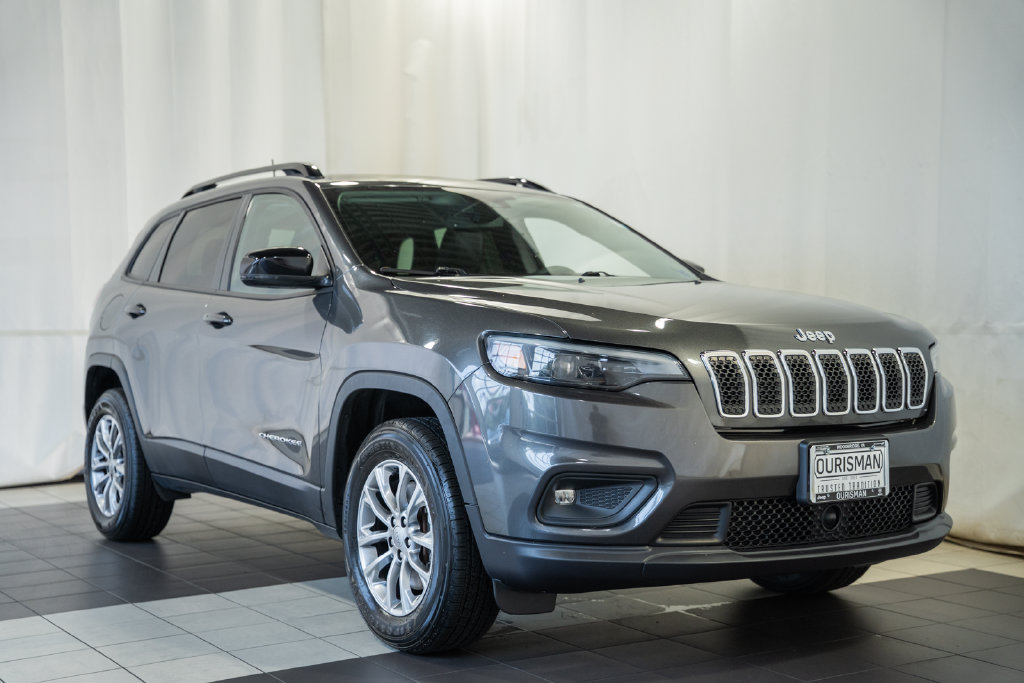 Certified 2022 Jeep Cherokee Latitude Lux AWD/4WD image 1