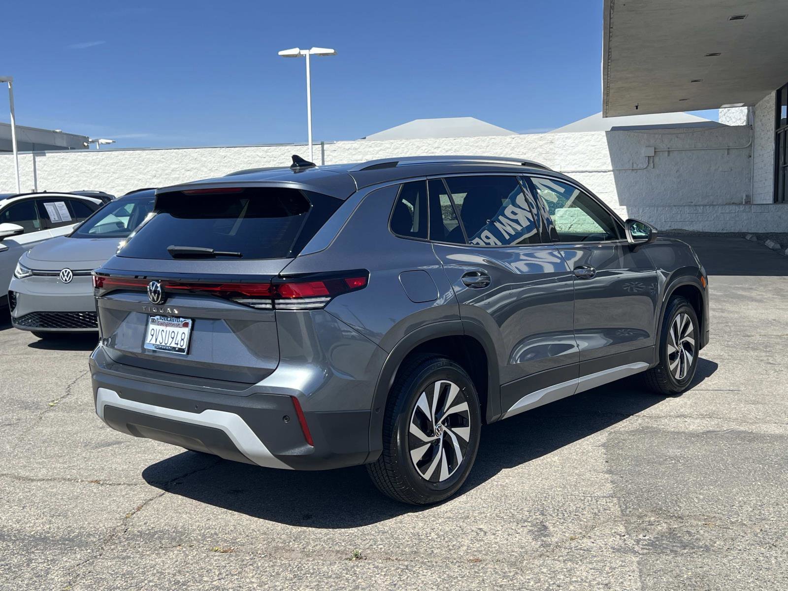Certified 2025 Volkswagen Tiguan S FWD image 25