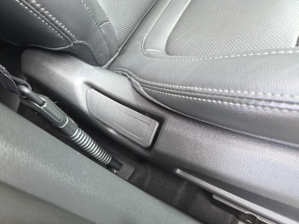 Used 2023 Hyundai Kona Limited w/ Cargo Package AWD/4WD image 25