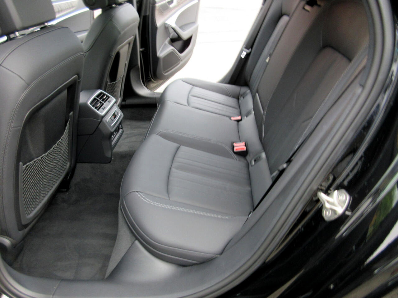 Used 2025 Audi A6 2.0T Premium w/ Convenience Plus Package image 38