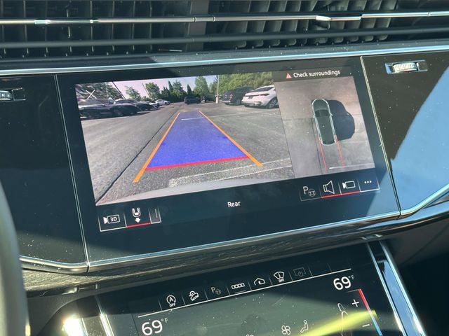 Used 2023 Audi Q8 Prestige w/ Prestige Package AWD/4WD image 30