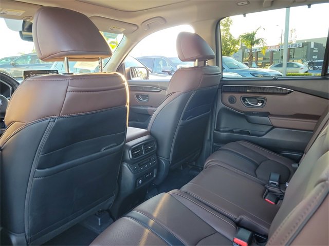 Certified 2025 Honda Pilot Elite image 15