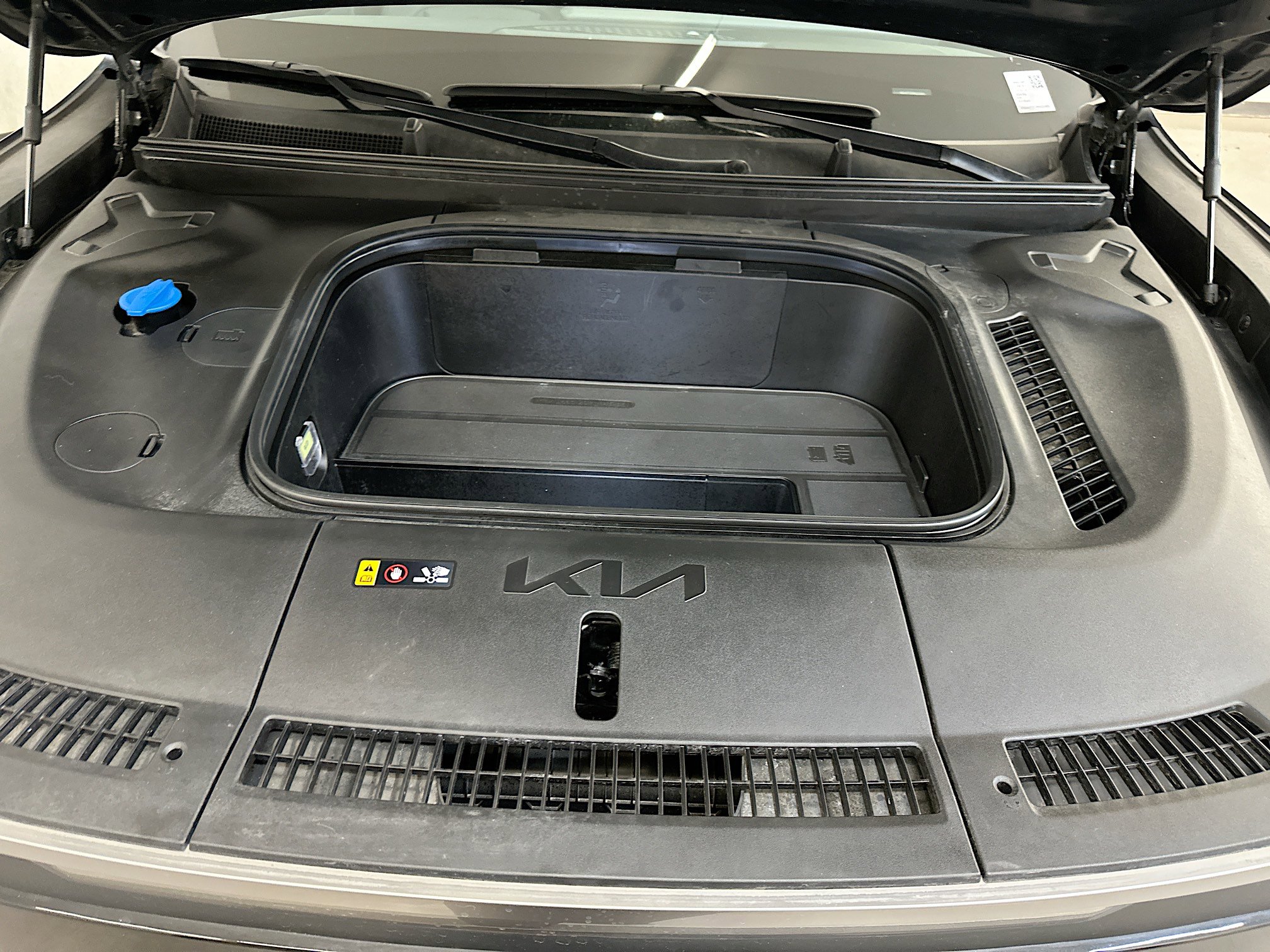 Used 2024 Kia EV9 Wind image 37