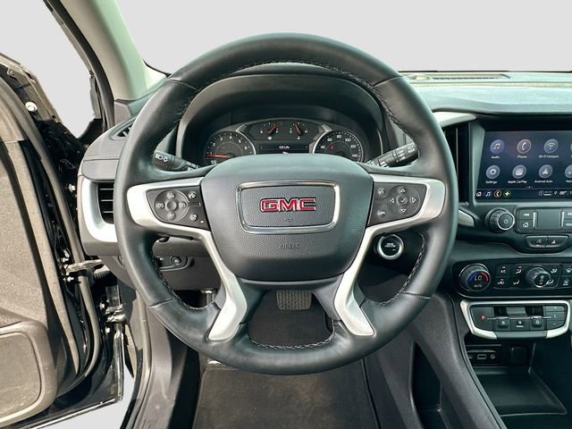 Used 2024 GMC Terrain SLT image 11