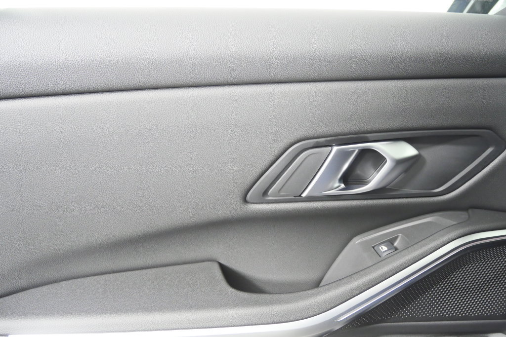 New 2026 BMW 330i Sedan w/ Convenience Package RWD image 14