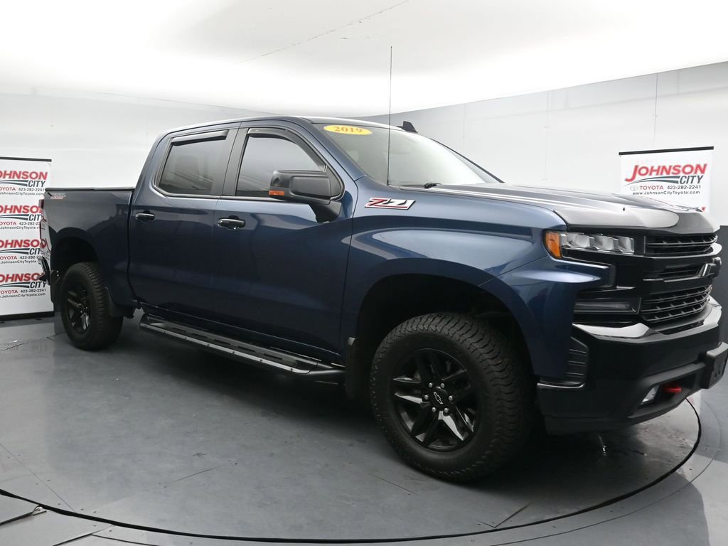 Used 2019 Chevrolet Silverado 1500 LT Trail Boss AWD/4WD image 2