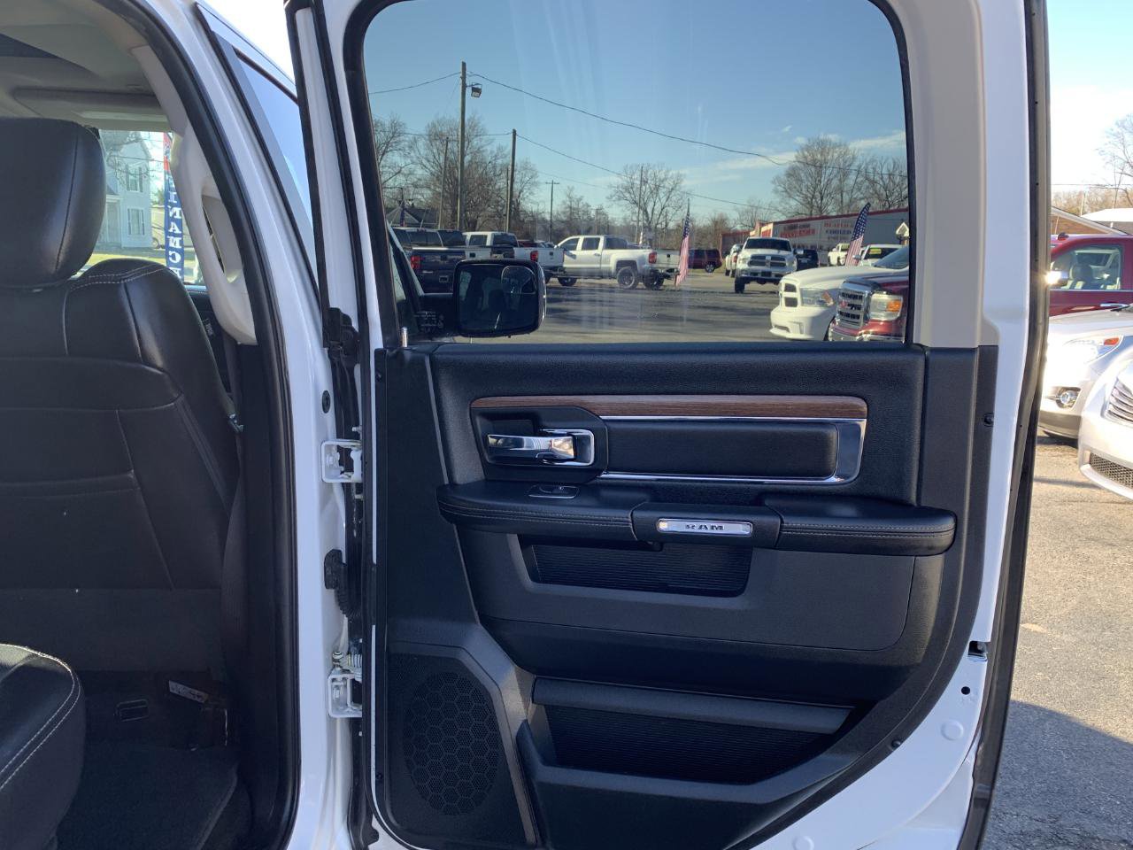 Used 2017 RAM 1500 Laramie w/ Convenience Group image 35